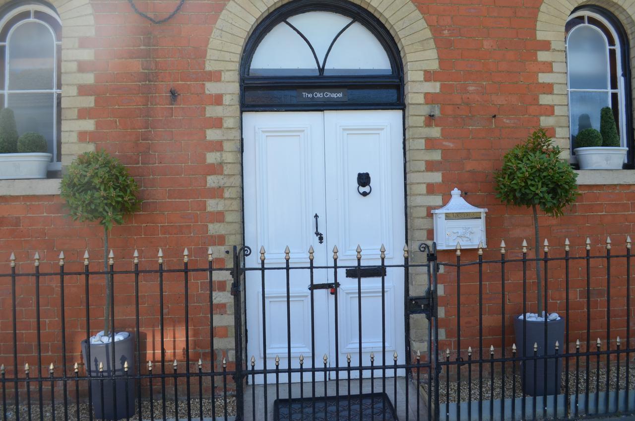 Bed and Breakfast The Old Chapel Stoke Bruerne Тостер Экстерьер фото